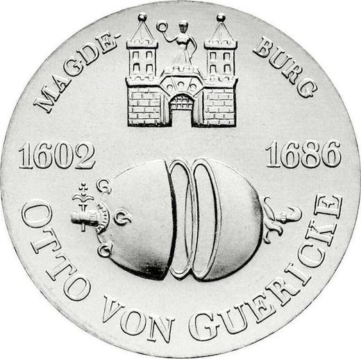 Anverso 10 marcos 1977 "Otto Guericke" - valor de la moneda de plata - Alemania, República Democrática Alemana (RDA)