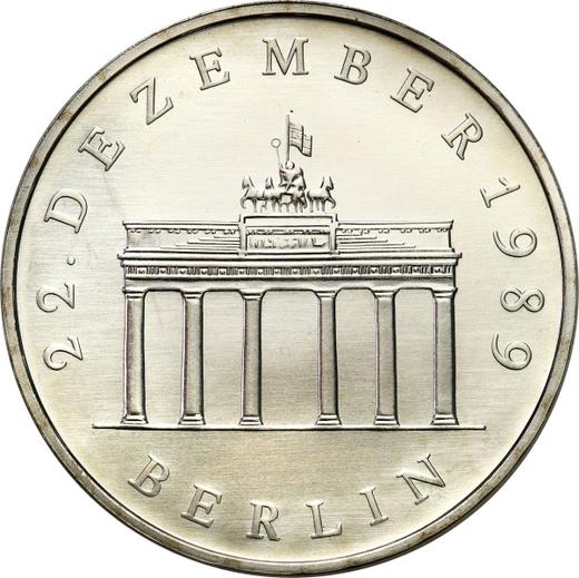 Anverso 20 marcos 1990 A "La Puerta de Brandeburgo" - valor de la moneda  - Alemania, República Democrática Alemana (RDA)